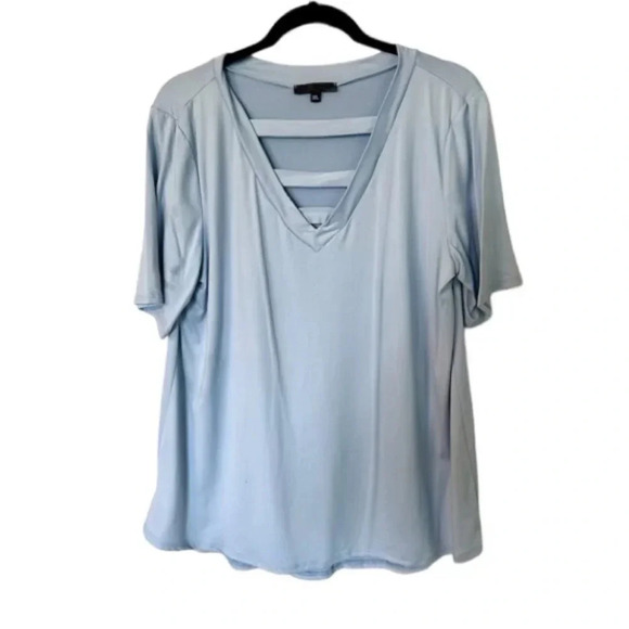 Boutique Short Sleeve Light Blue Split Lined V-Neck Casual Flowy Top Size XL GUC - Picture 1 of 5